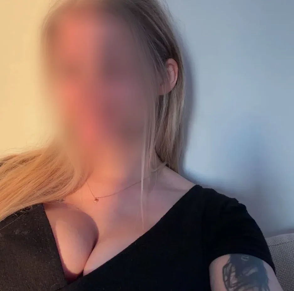 Kim, 25