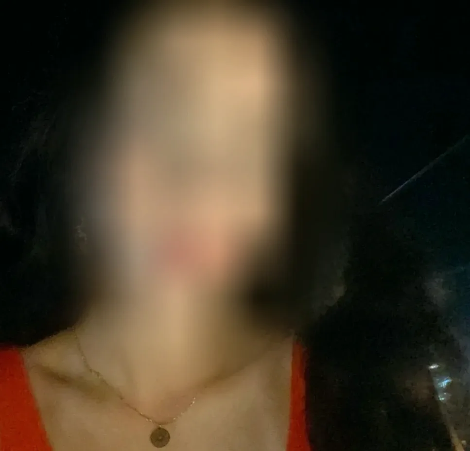 Selin, 23